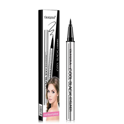 The Odd-Looking Mascara Primer That Prevents "Droopy Lash" (Even Through Tears, Sweat & 12-Hour Days)
