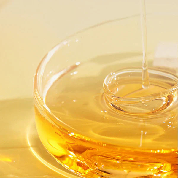 Moisturizing & Strengthening Silky Hair Oil